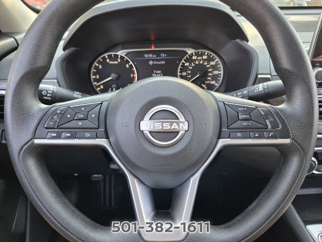 Used 2025 Nissan Altima 2.5 SV FWD image 27