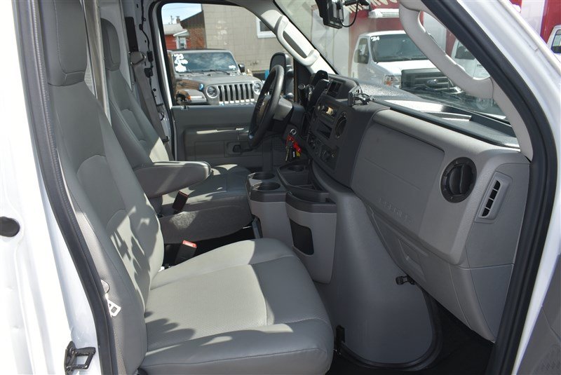 Used 2024 Ford E-350 and Econoline 350 Super Duty w/ Power Windows & Locks Group RWD image 15