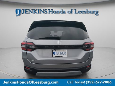 Certified 2025 Honda Pilot EX-L image 4