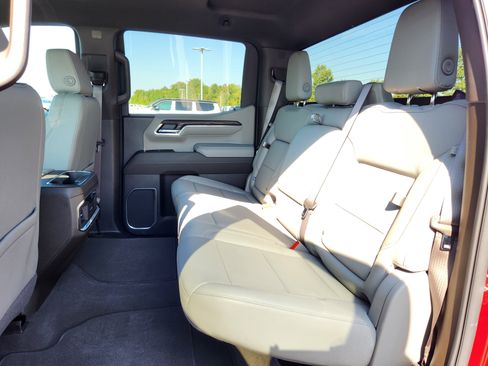 Used 2026 GMC Sierra 1500 SLT w/ SLT Premium Package AWD/4WD image 12