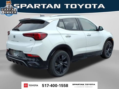 Used 2024 Buick Encore GX Sport Touring FWD image 6