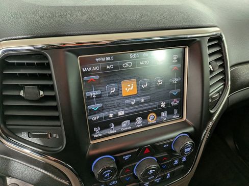 Used 2016 Jeep Grand Cherokee Limited image 27