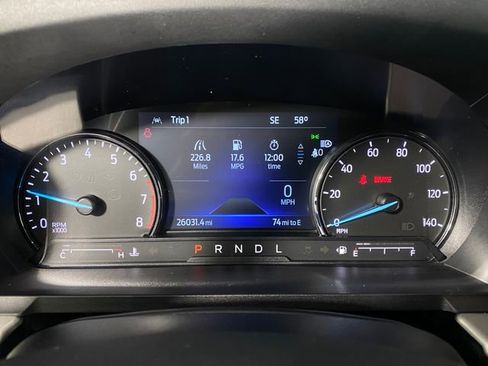 Used 2022 Ford Explorer XLT w/ Equipment Group 202A image 18