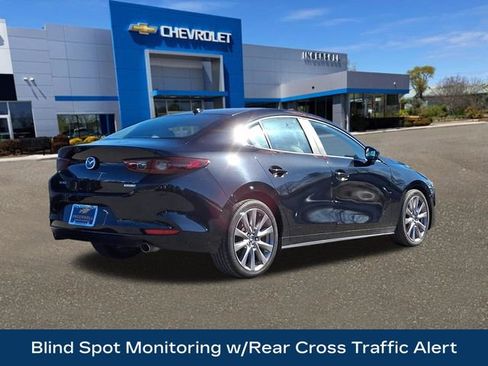 Used 2019 MAZDA MAZDA3 Sedan w/ Preferred Package image 26