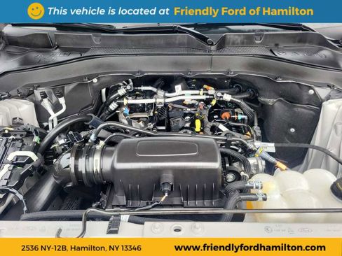 Used 2023 Ford Explorer XLT w/ Equipment Group 202A image 10