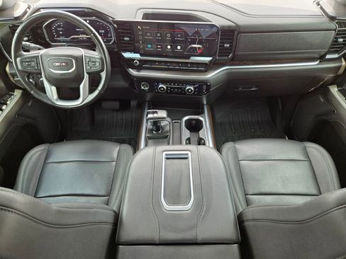 Used 2022 GMC Sierra 1500 SLT AWD/4WD image 16