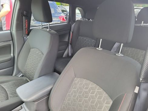 Used 2024 Mitsubishi Outlander Sport AWD image 27