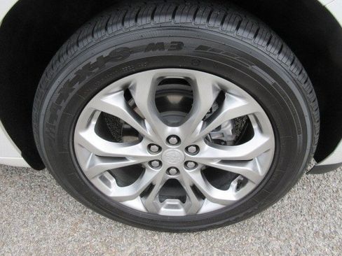 Used 2021 Buick Enclave Avenir w/ Avenir Technology Package FWD image 9