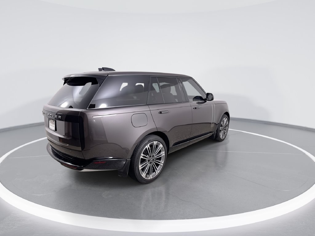 Used 2025 Land Rover Range Rover SE AWD/4WD image 8