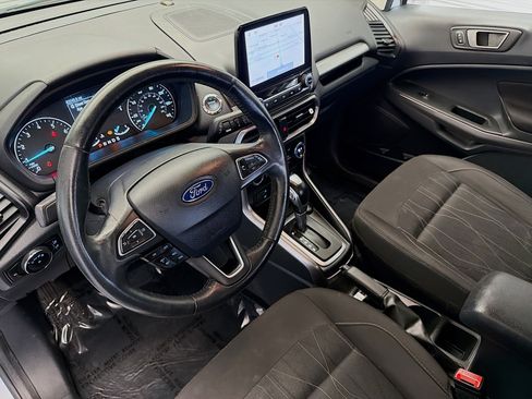 Used 2020 Ford EcoSport SE w/ SE Convenience Package FWD image 7
