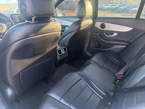 Used 2018 Mercedes-Benz C 300 4MATIC Sedan image 18