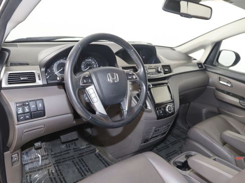 Used 2016 Honda Odyssey Touring image 27