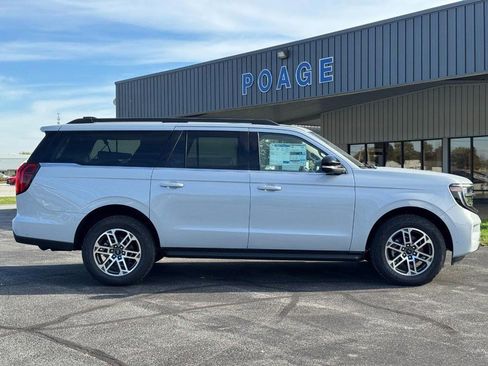 New 2025 Ford Expedition Max Active image 2