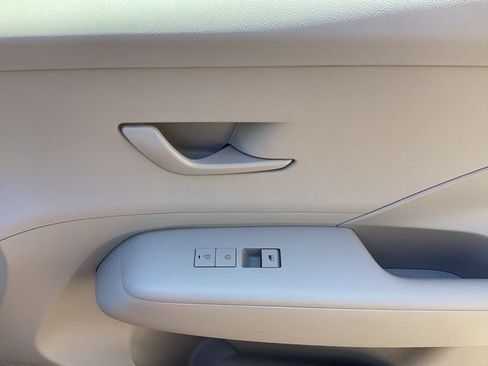 New 2025 Hyundai Kona SEL AWD/4WD image 18