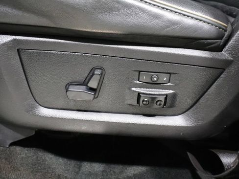 Used 2017 RAM 3500 Laramie Longhorn RWD image 14