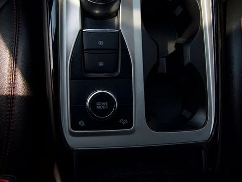 Certified 2022 Ford Explorer ST-Line AWD/4WD image 25