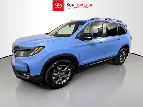 Used 2025 Honda Passport TrailSport image 9