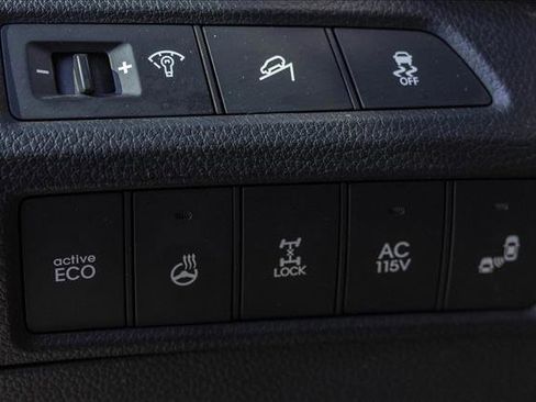 Used 2014 Hyundai Santa Fe GLS image 13