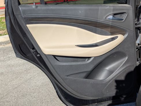 Used 2020 Buick Envision Preferred w/ LPO, Cargo Package image 10