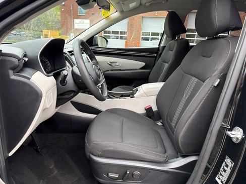 Used 2023 Hyundai Tucson SEL w/ Cargo Package AWD/4WD image 15