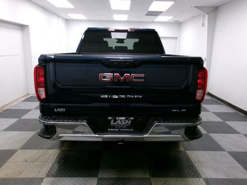 Certified 2022 GMC Sierra 1500 SLE image 12