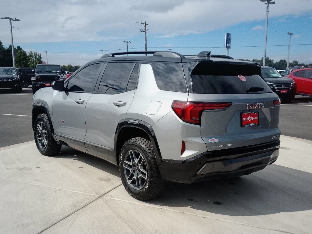 Used 2026 GMC Terrain AT4 AWD/4WD image 5