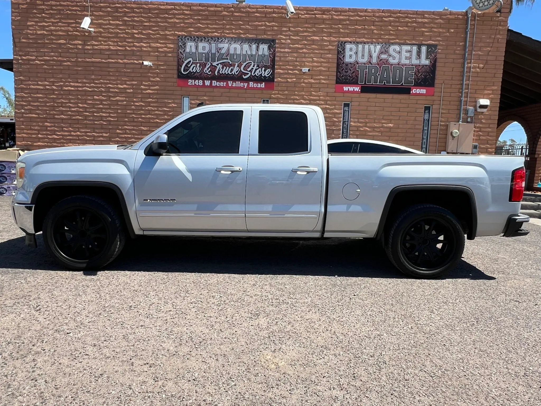Used 2014 GMC Sierra 1500 SLE w/ SLE Value Package RWD image 1