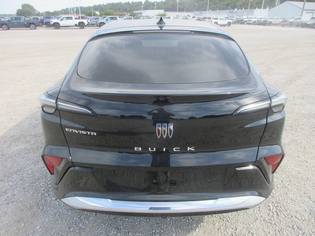 New 2026 Buick Envista Avenir FWD image 5