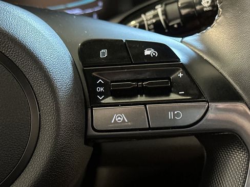 Used 2026 Hyundai Elantra Sport FWD image 28