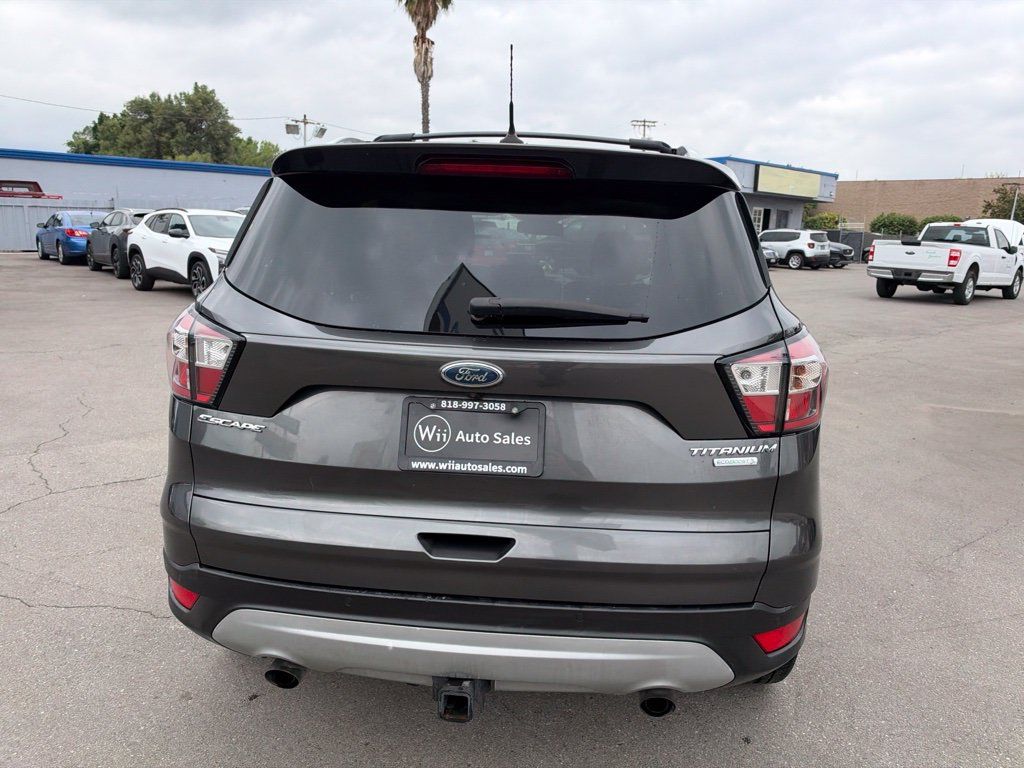 Used 2018 Ford Escape Titanium w/ Ford Safe & Smart Package FWD image 6