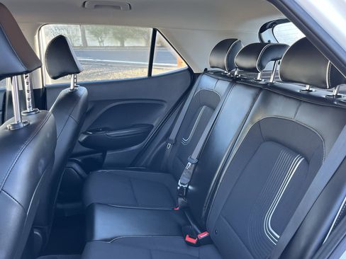 Certified 2023 Hyundai Venue Limited image 14