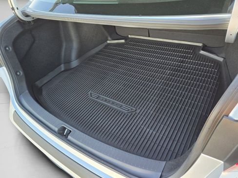 Used 2025 Toyota Corolla SE image 28