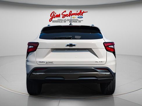 New 2026 Chevrolet Trax ACTIV w/ Driver Confidence Package FWD image 5
