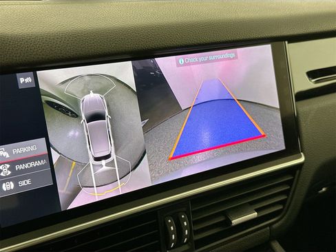 Certified 2020 Porsche Cayenne image 23