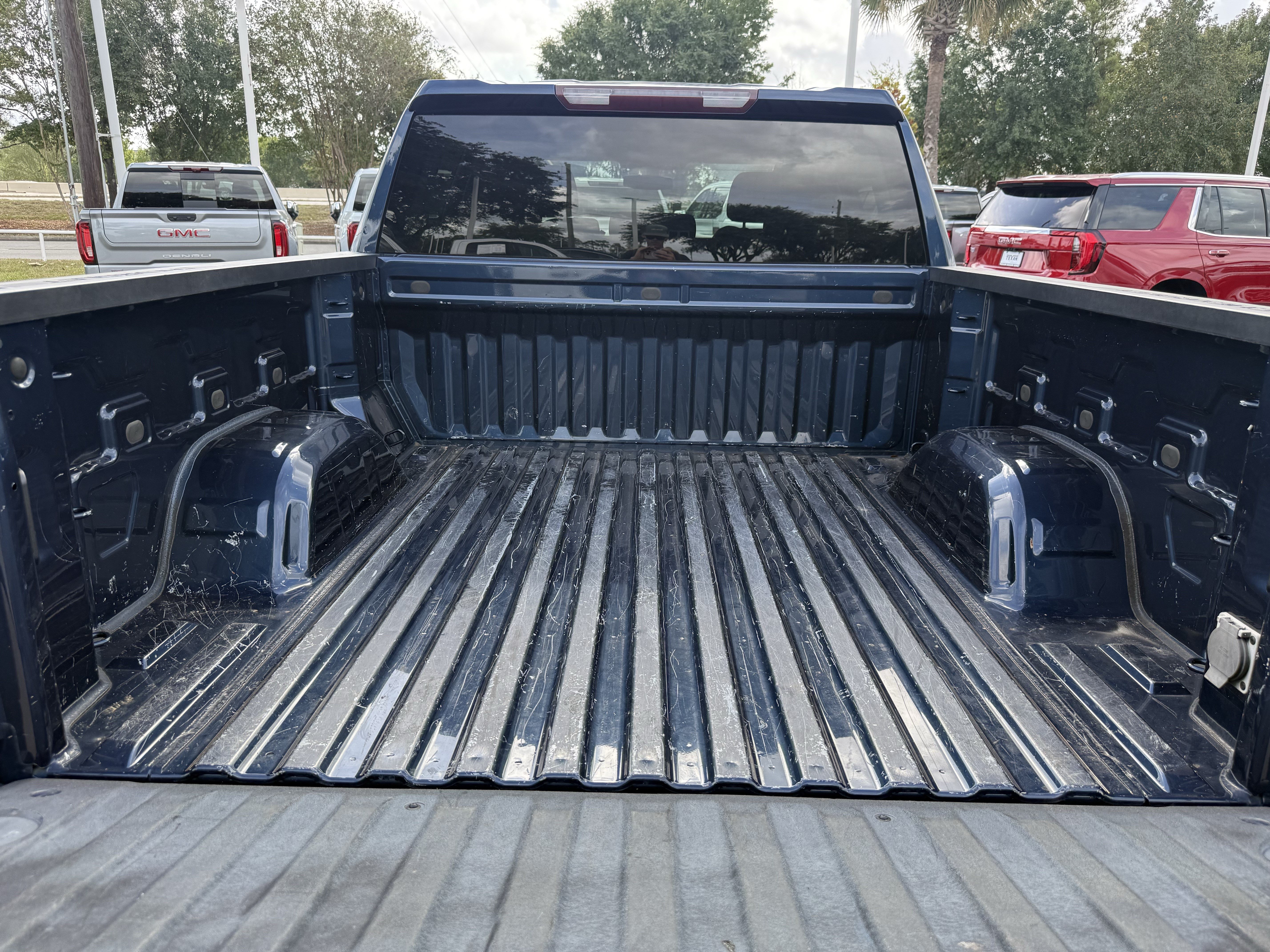 Used 2020 Chevrolet Silverado 1500 Custom w/ Custom Value Package RWD image 26