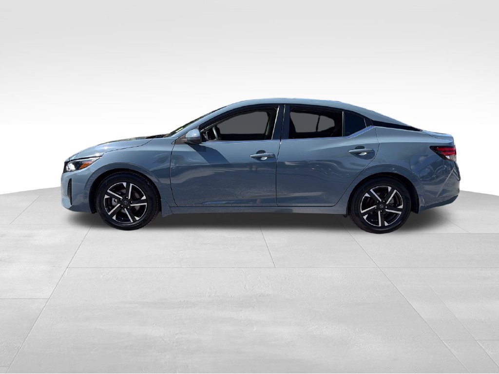 Used 2024 Nissan Sentra SV w/ Trunk Package FWD image 4
