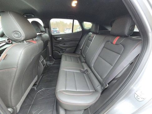 Used 2025 Chevrolet Trax RS w/ Driver Confidence Package image 22