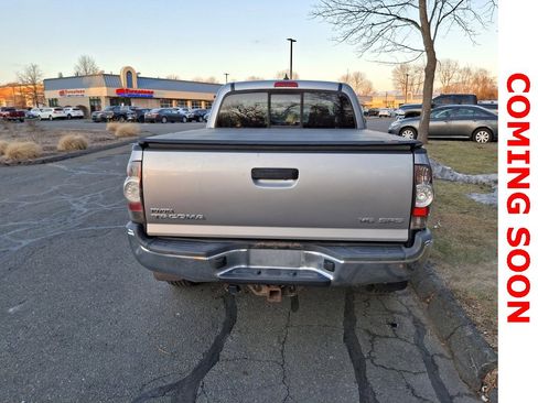 Used 2014 Toyota Tacoma 4x4 Access Cab V6 image 5