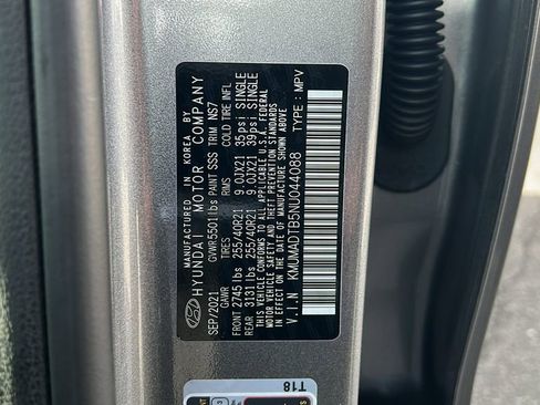 Used 2022 Genesis GV70 2.5T w/ Sport Prestige Package image 41