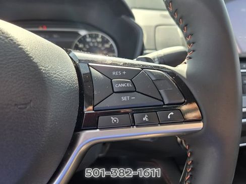 Certified 2025 Nissan Altima 2.5 SR FWD image 26