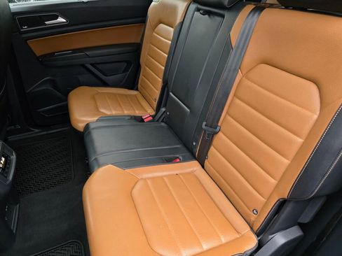 Used 2019 Volkswagen Atlas SEL Premium image 17