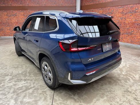 Certified 2025 BMW X1 xDrive28i w/ Technology Package image 3