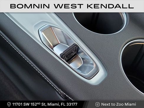 Used 2026 Chevrolet Corvette Z06 image 18