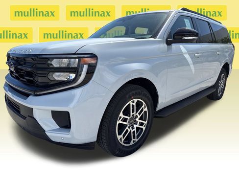 New 2026 Ford Expedition Max Active RWD image 17