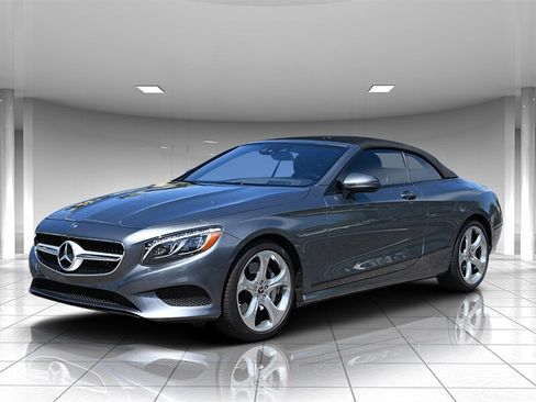 Used 2017 Mercedes-Benz S 550 Cabriolet image 4