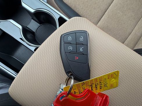 New 2026 Chevrolet Equinox ACTIV w/ Safety and Technology Package image 9