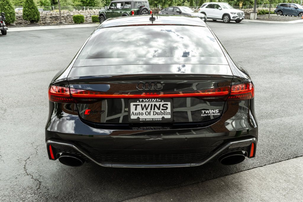 Used 2021 Audi RS 7 Sportback AWD/4WD image 36