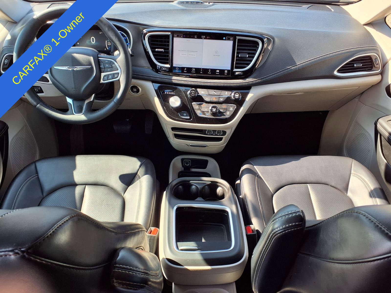 Used 2024 Chrysler Pacifica Limited FWD image 14