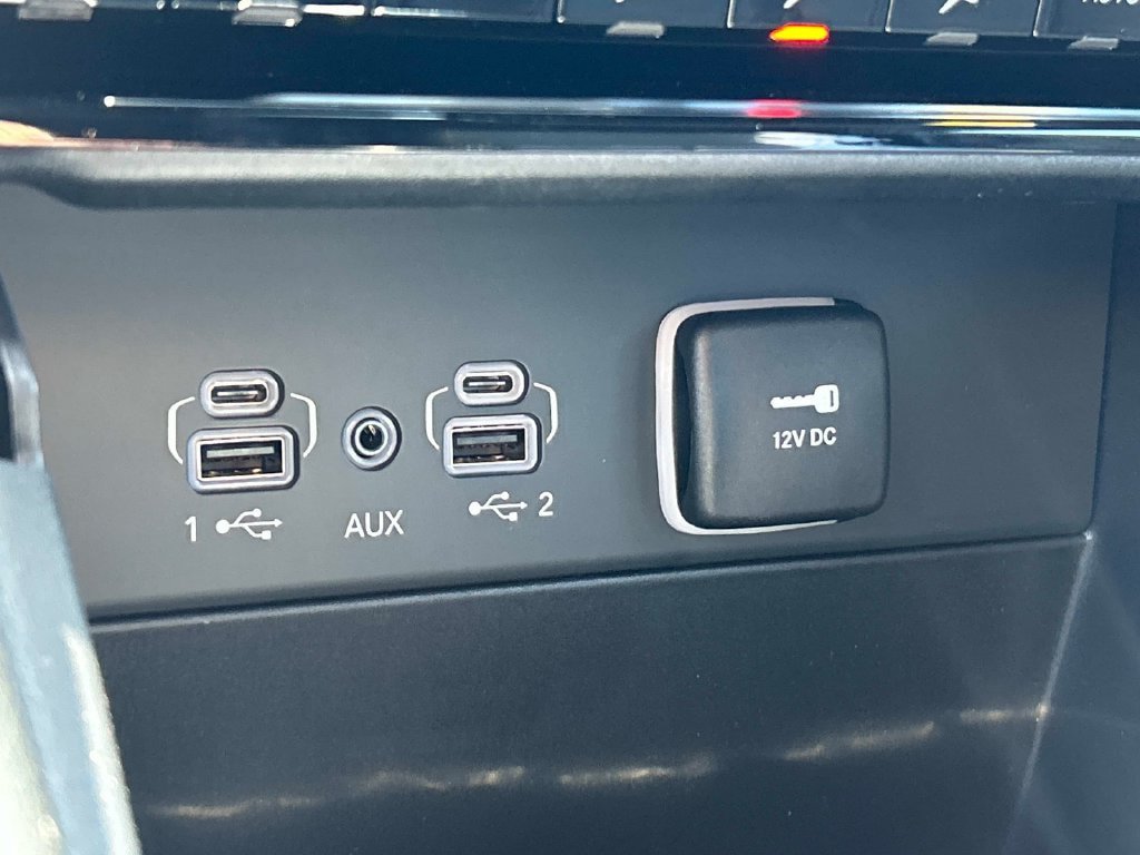 Used 2025 Jeep Grand Cherokee Limited AWD/4WD image 25
