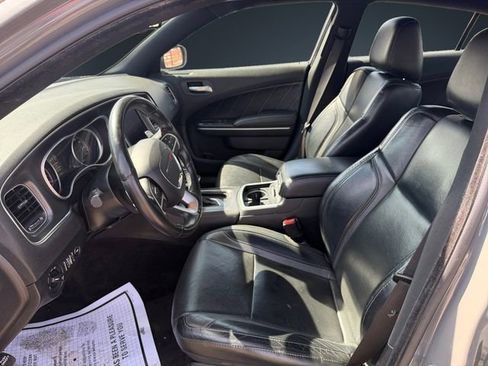 Used 2018 Dodge Charger GT image 9